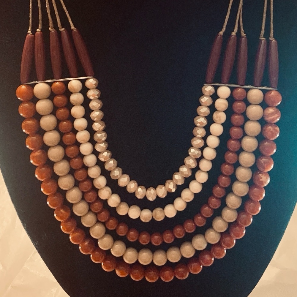 Multicolor Beaded Necklace Elegant